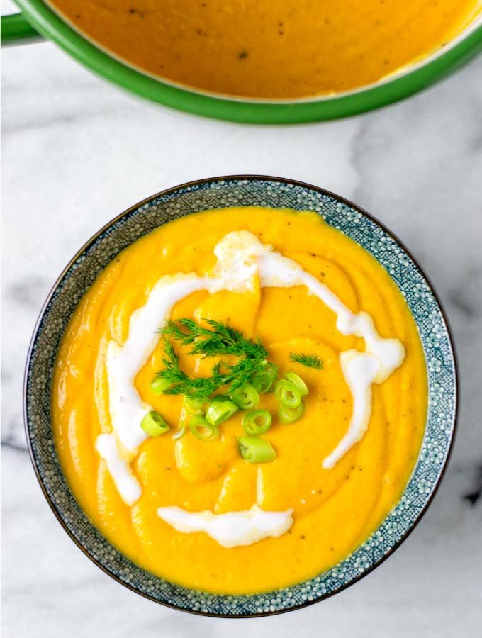 An extra kick is to add a bit of vegan cream on top.