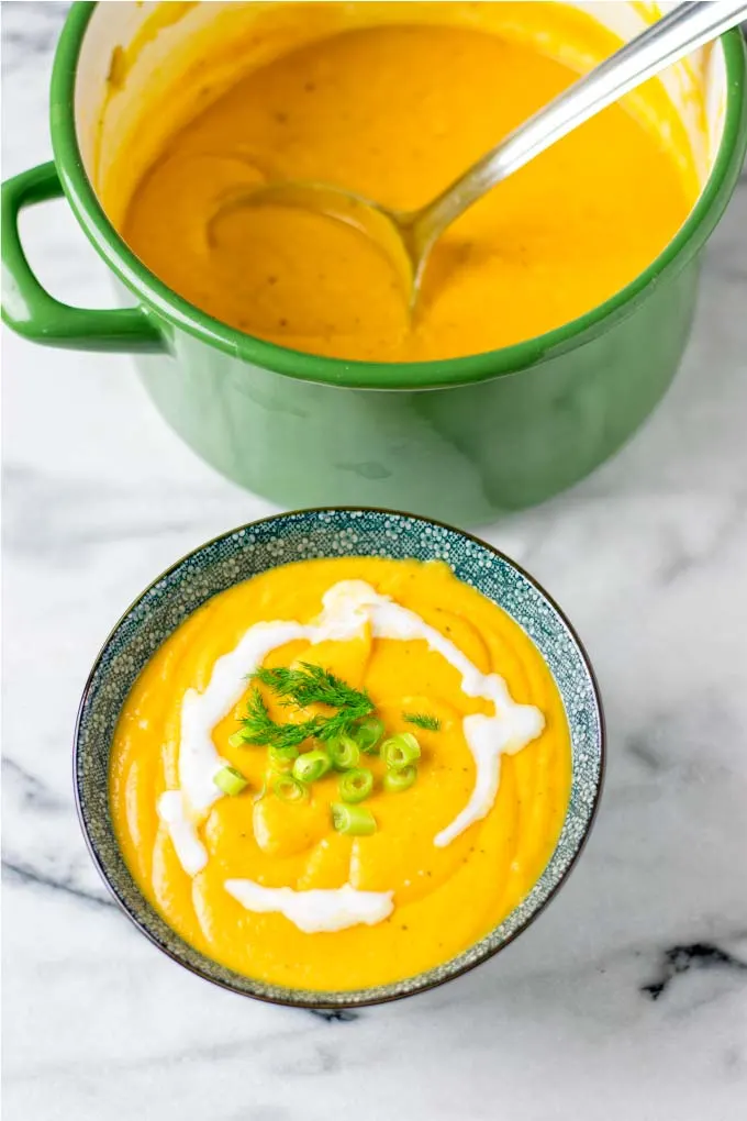 Enjoy the vegan Sweet Potato Soup for lunch, as a dinner, or a meal prep recipe.