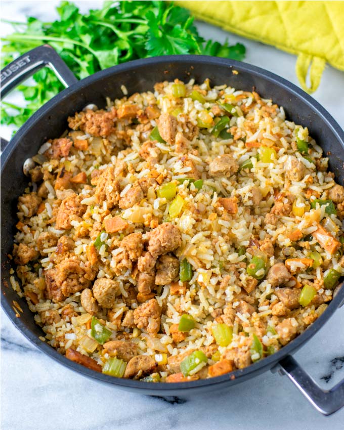 View of the ready Dirty Rice in a cooking pan.