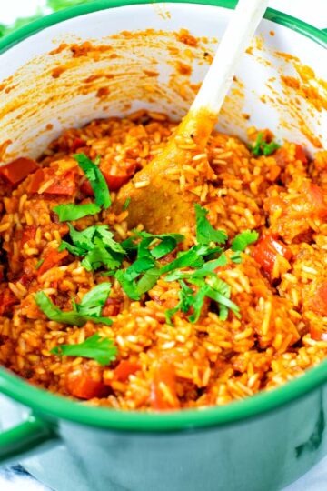 Jollof Rice [vegan, easy] - Contentedness Cooking