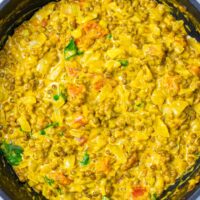 Top view on the creamy Lentil Curry.