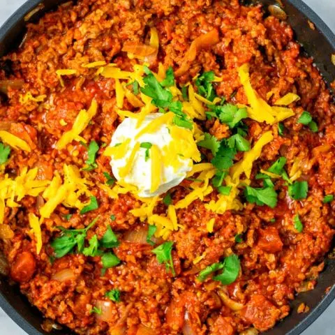 Top view on a pan with the Texas Chili.