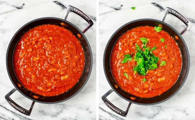 View on the mixed Arrabbiata Sauce with fresh parsley given on top.