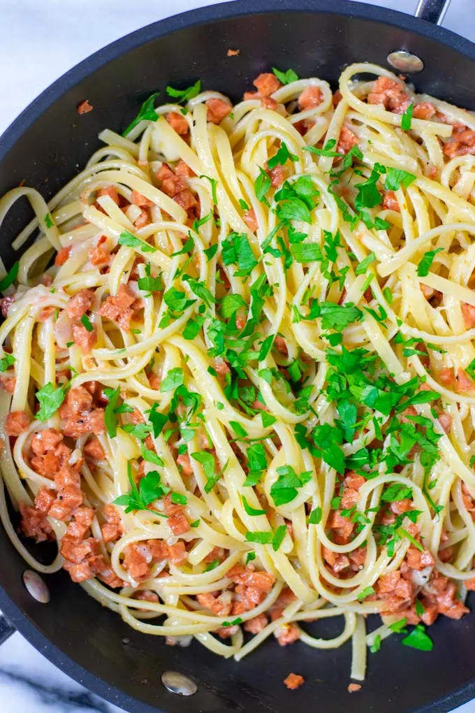 Top view on a pan full of the Bacon Pasta ready for serving.