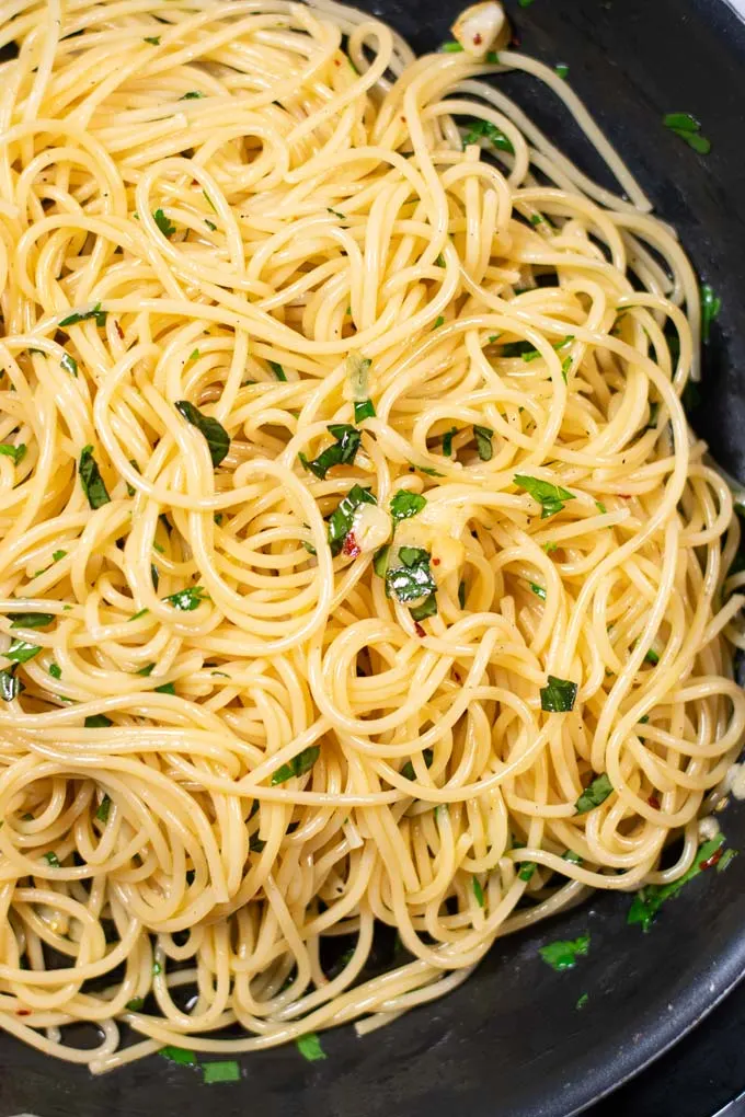 Top view of Garlic Pasta in the pan.