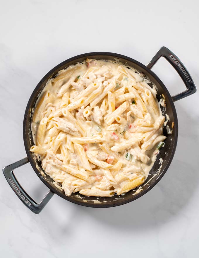 Top view of a pan with Cajun Chicken Pasta.