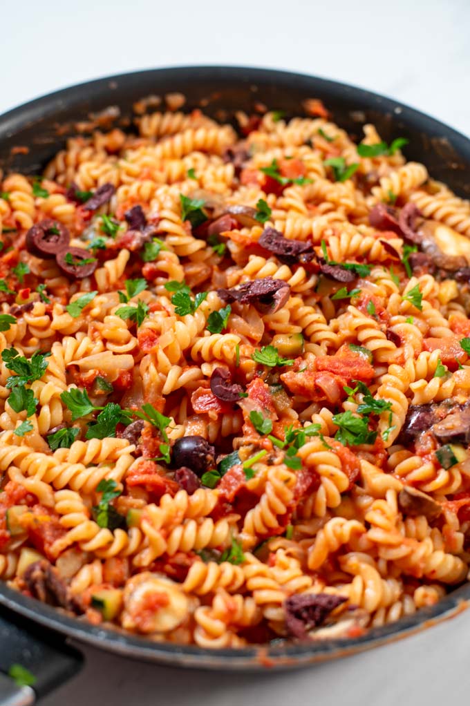 Closeup on a pan full of delicious Veggie Pasta.