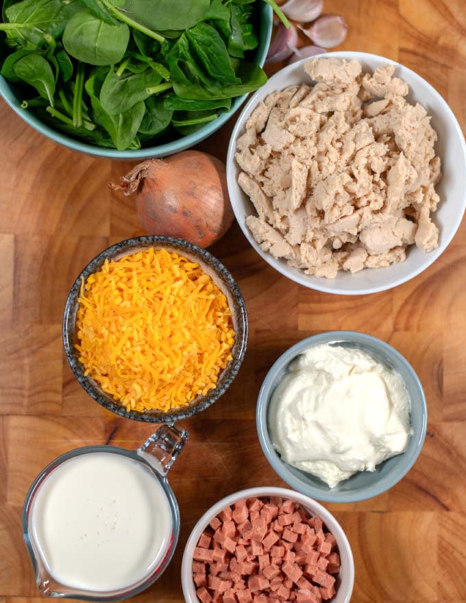 Ingredients needed to make Keto Bacon Chicken Casserole.