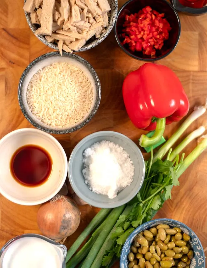 Ingredients needed to make Chicken Pelau.