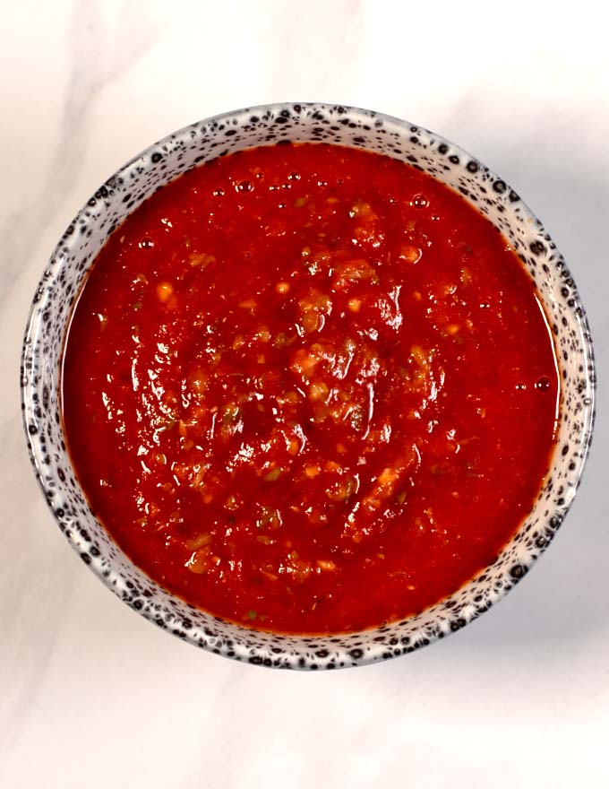 Top view of a bowl with the ready sauce.
