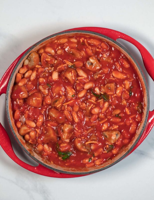 View of the Pizza Beans in tomato sauce.
