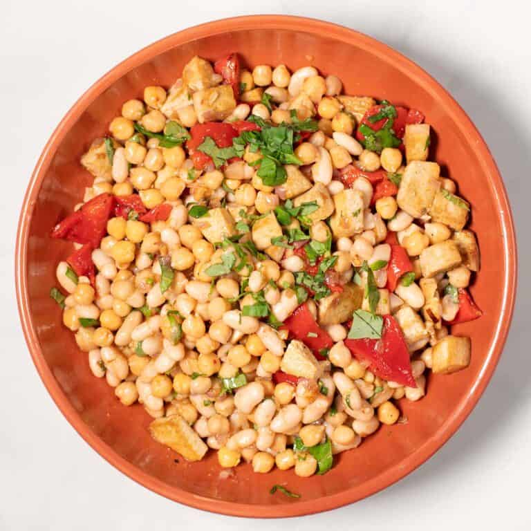 Ready vegan Grinder Salad in a bowl.
